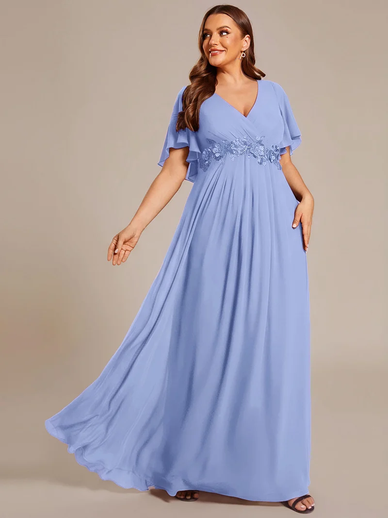 Robe longue à manches à volants décolleté en V profond avec appliques coupe évasée