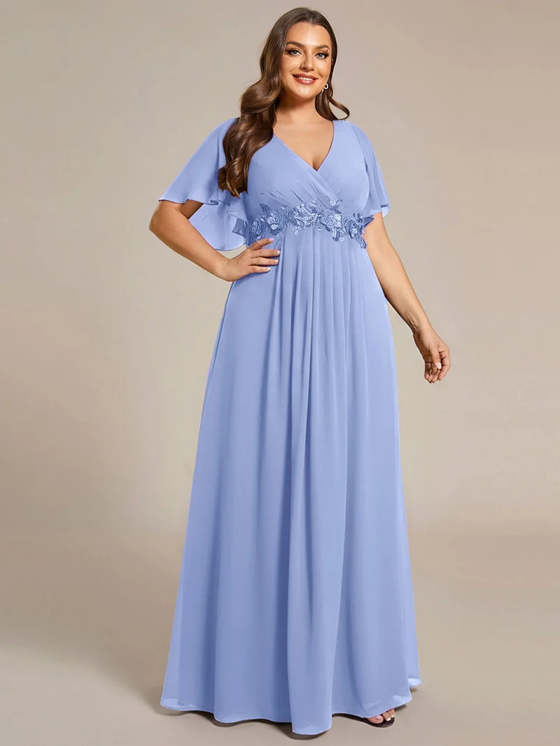 Robe longue à manches à volants décolleté en V profond avec appliques coupe évasée