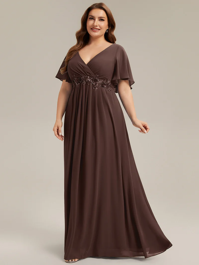 Robe longue à manches à volants décolleté en V profond avec appliques coupe évasée