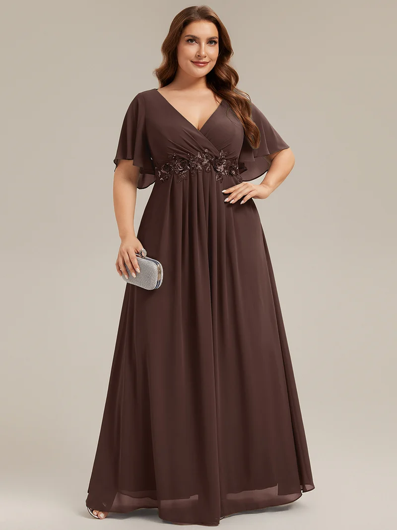 Robe longue à manches à volants décolleté en V profond avec appliques coupe évasée