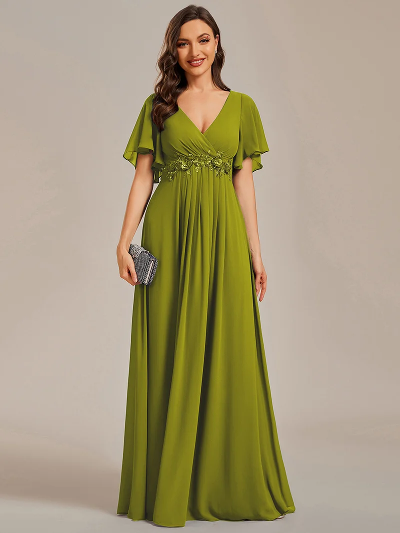 Robe longue à manches à volants décolleté en V profond avec appliques coupe évasée