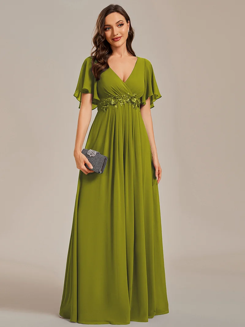Robe longue à manches à volants décolleté en V profond avec appliques coupe évasée