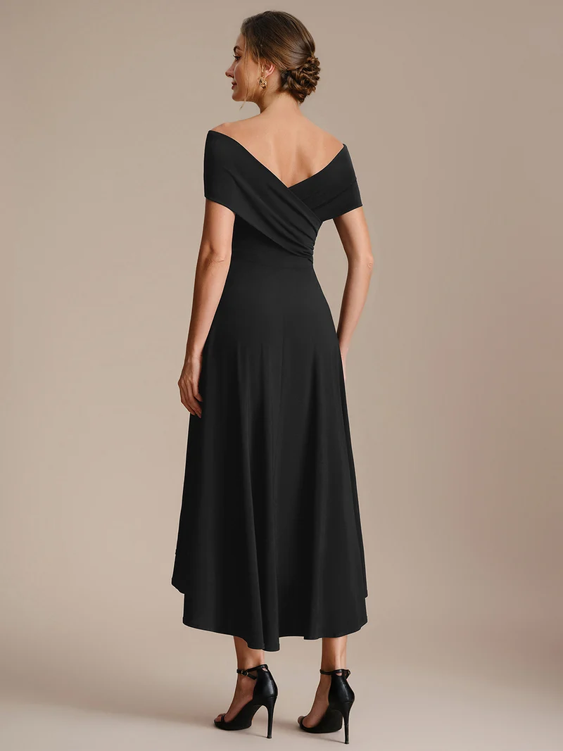 Robe ligne A asymétrique sans manches épaules dénudées col en V tissu extensible