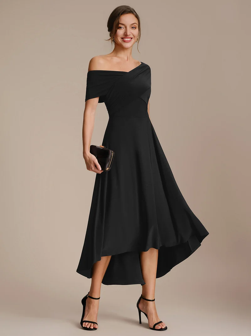 Robe ligne A asymétrique sans manches épaules dénudées col en V tissu extensible