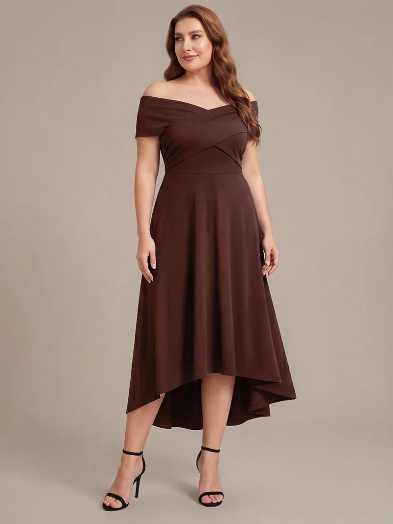 Robe ligne A asymétrique sans manches épaules dénudées col en V tissu extensible