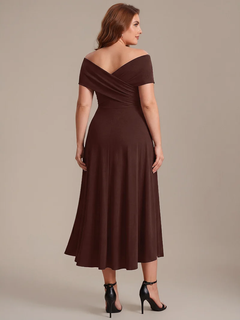 Robe ligne A asymétrique sans manches épaules dénudées col en V tissu extensible