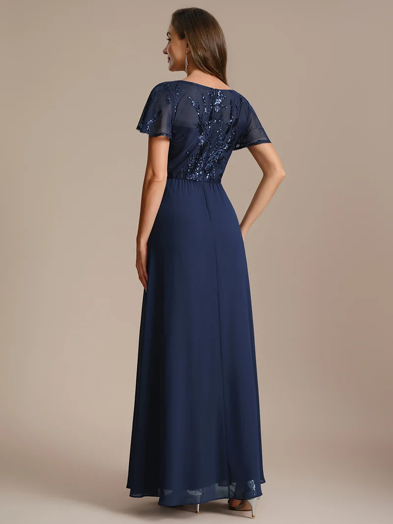 Robe longue stretch col en V avec volants et appliqués