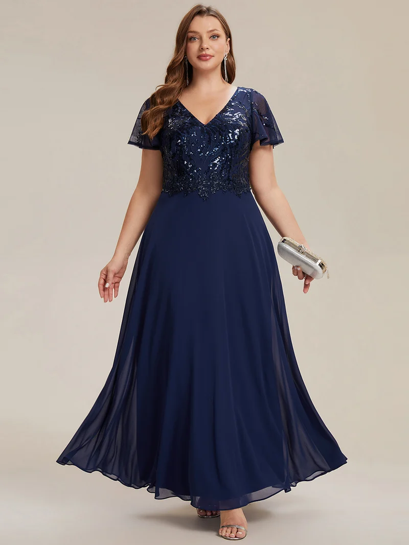 Robe longue stretch col en V avec volants et appliqués