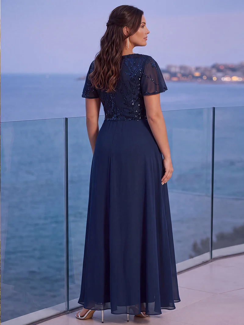 Robe longue stretch col en V avec volants et appliqués