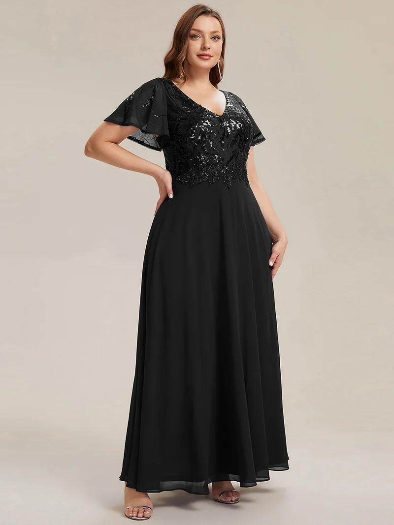 Robe longue stretch col en V avec volants et appliqués