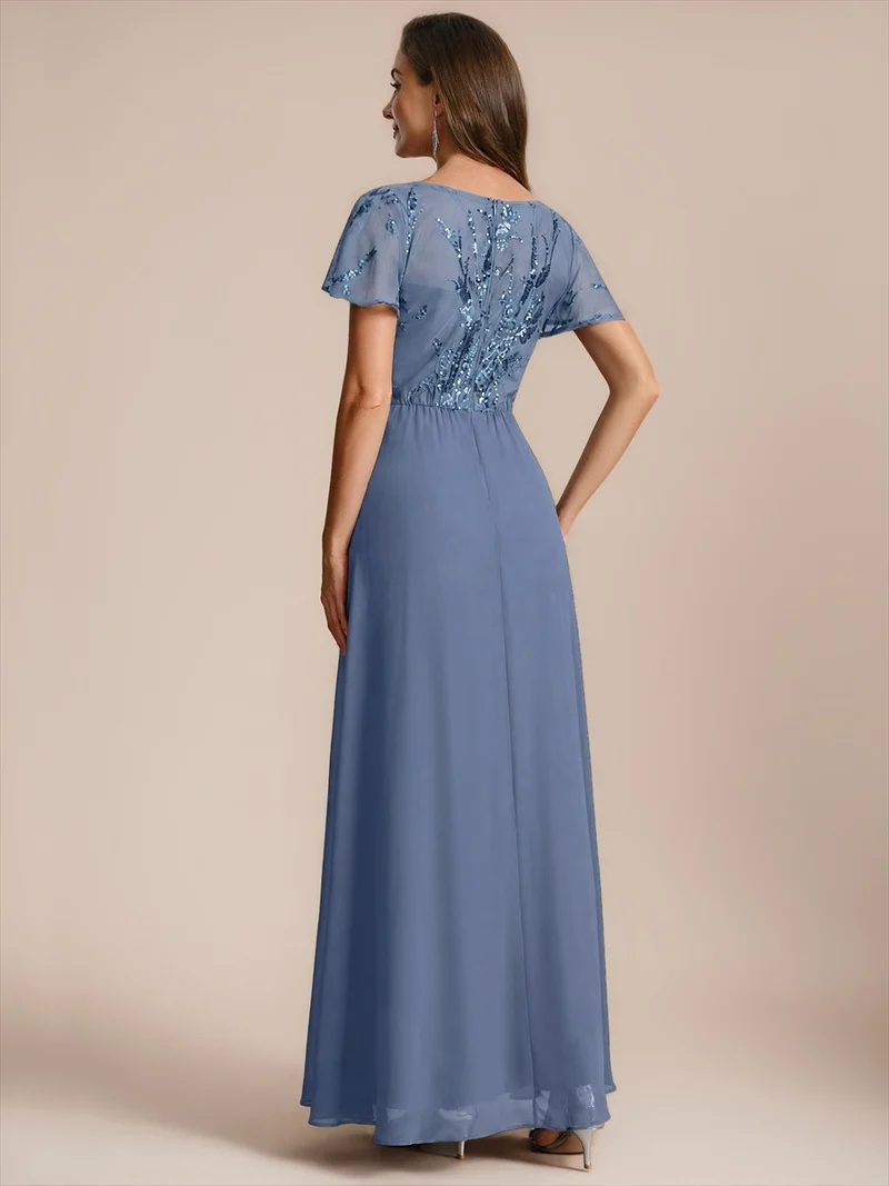 Robe longue stretch col en V avec volants et appliqués