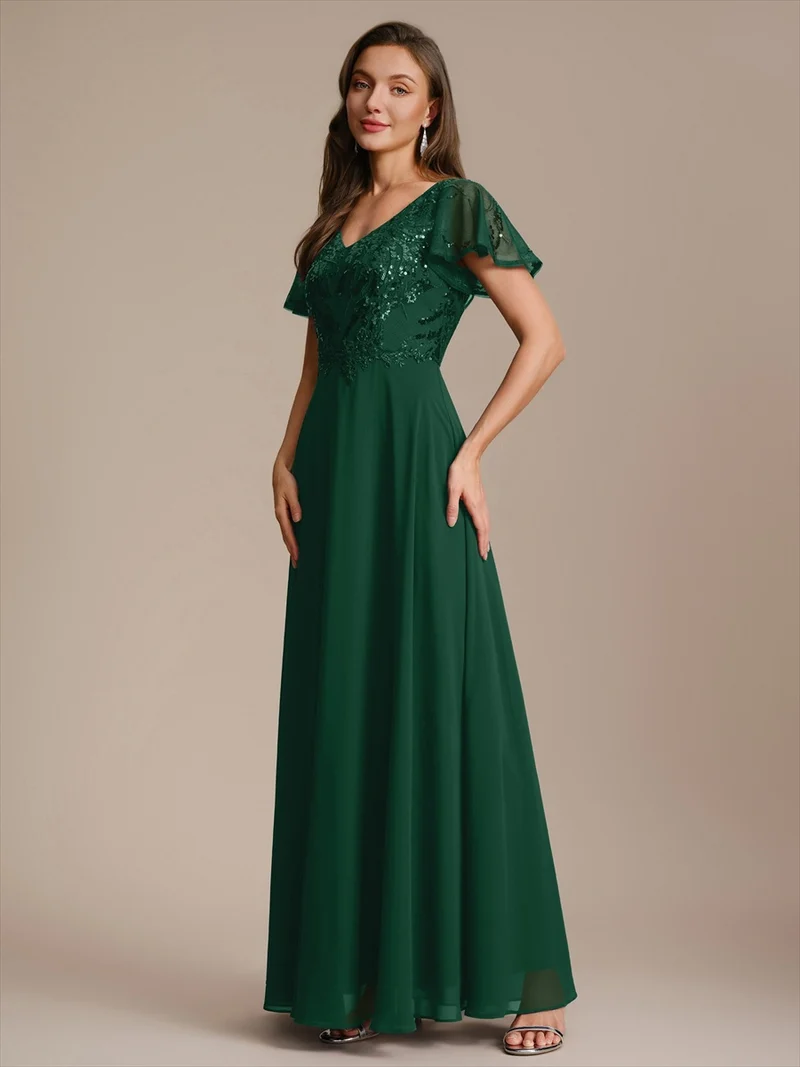 Robe longue stretch col en V avec volants et appliqués