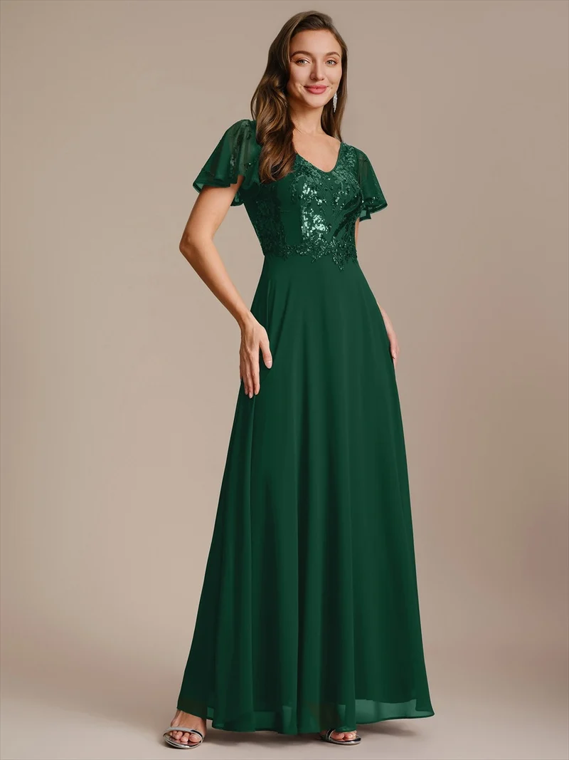 Robe longue stretch col en V avec volants et appliqués