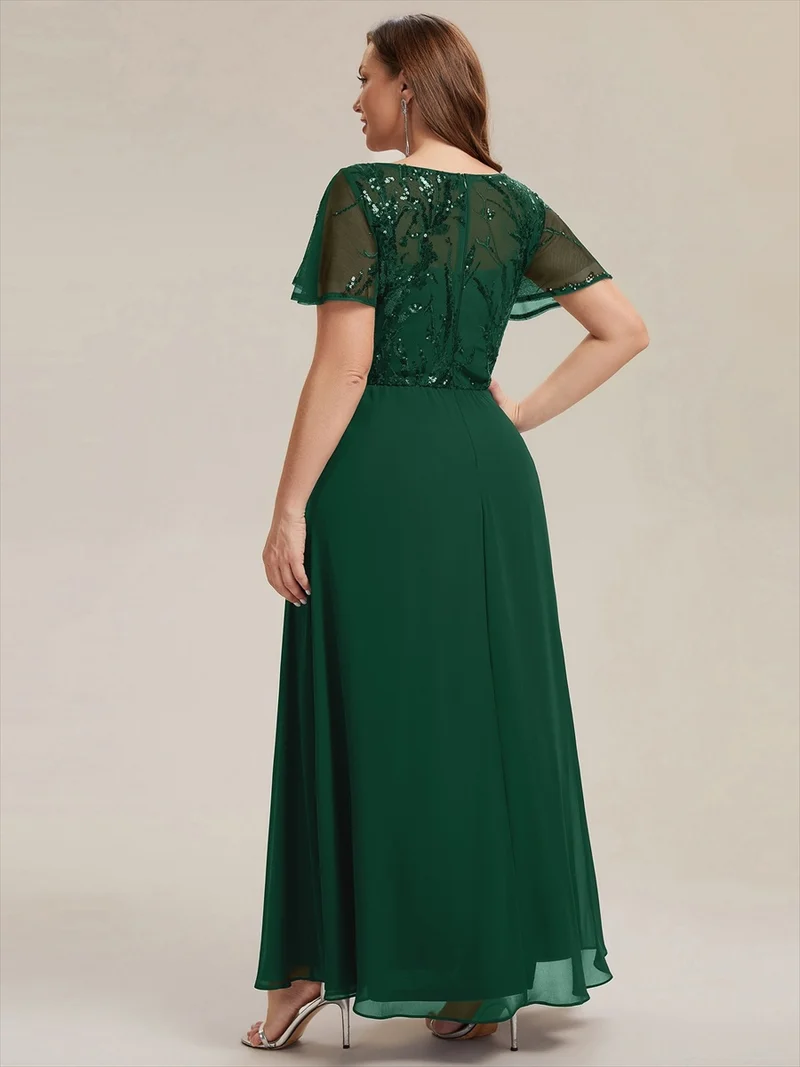Robe longue stretch col en V avec volants et appliqués
