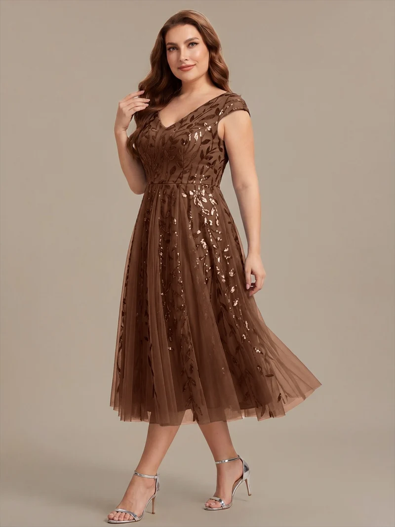 Robe midi sans manches col en V à sequins et coupe évasée