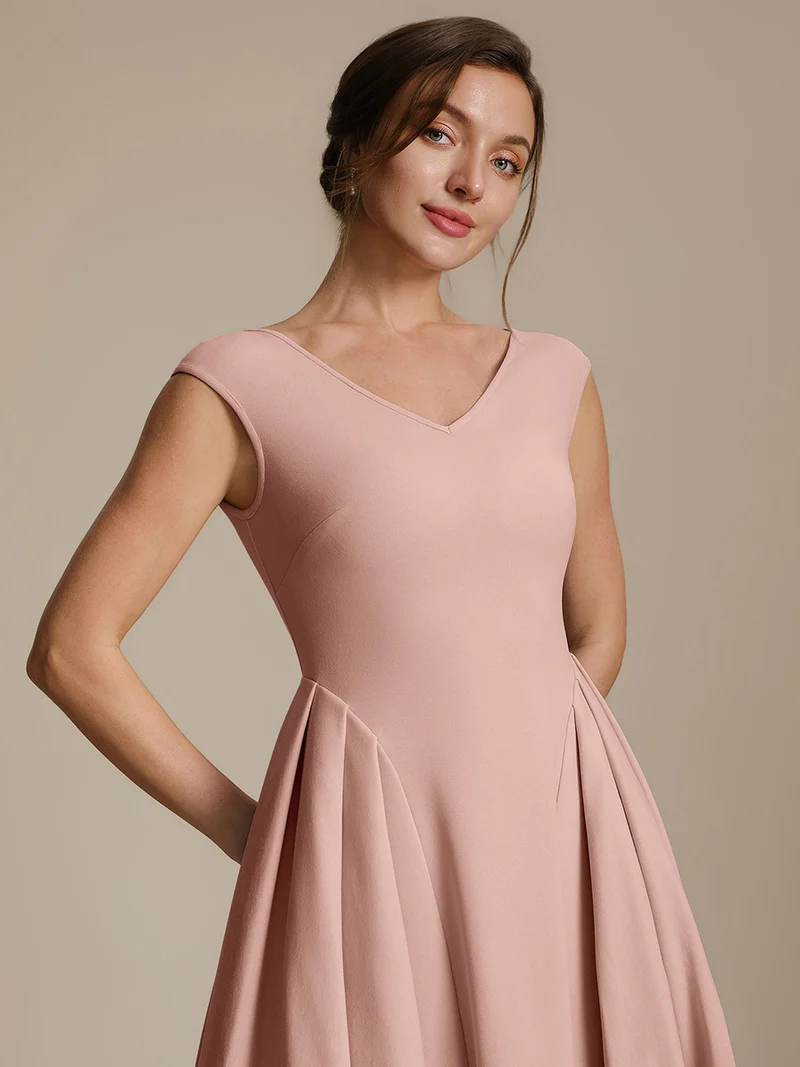 Robe midi sans manches à encolure en V extensible