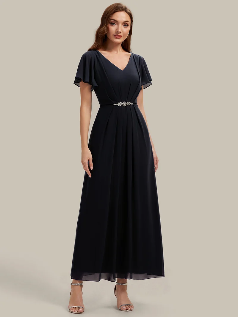 Robe d'invitée à col en V orné de strass et manches à volants