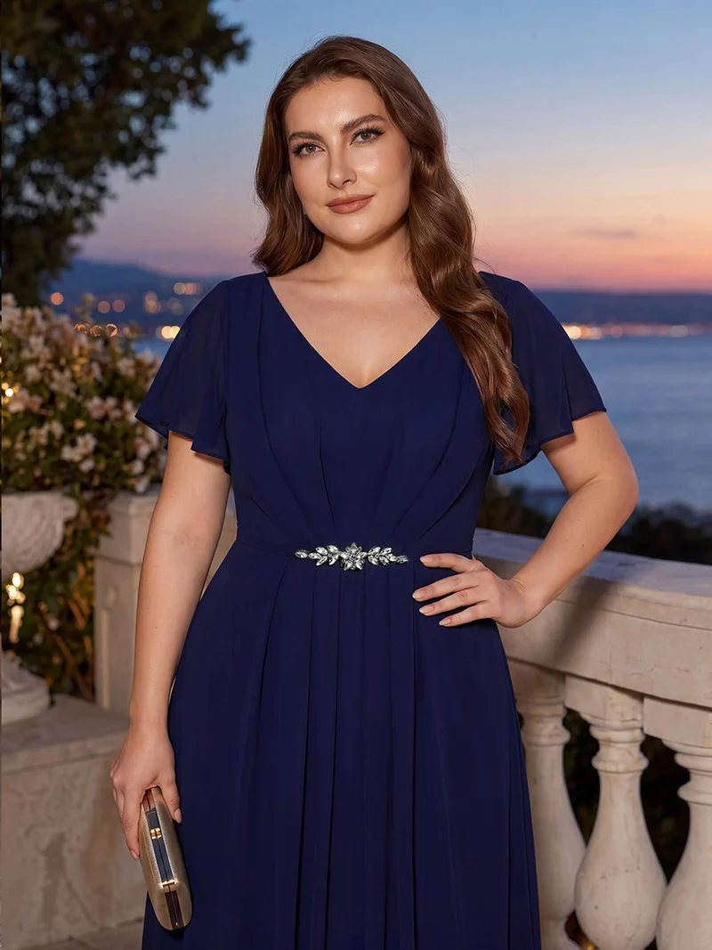 Robe d'invitée à col en V orné de strass et manches à volants