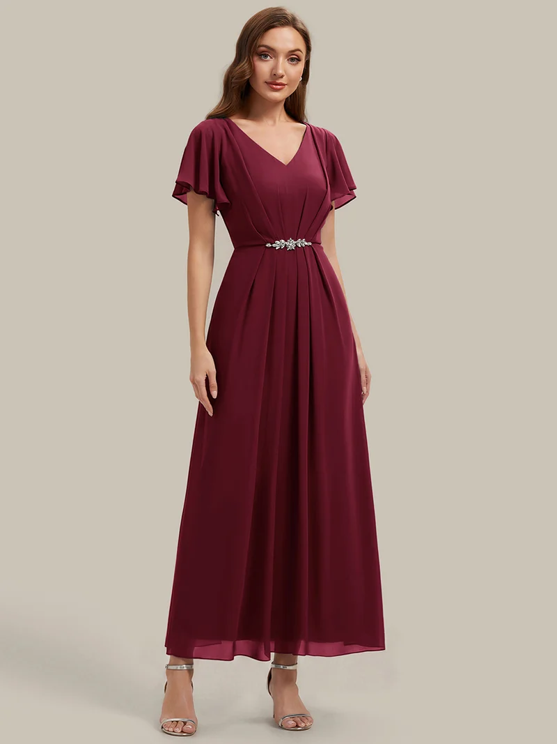 Robe d'invitée à col en V orné de strass et manches à volants