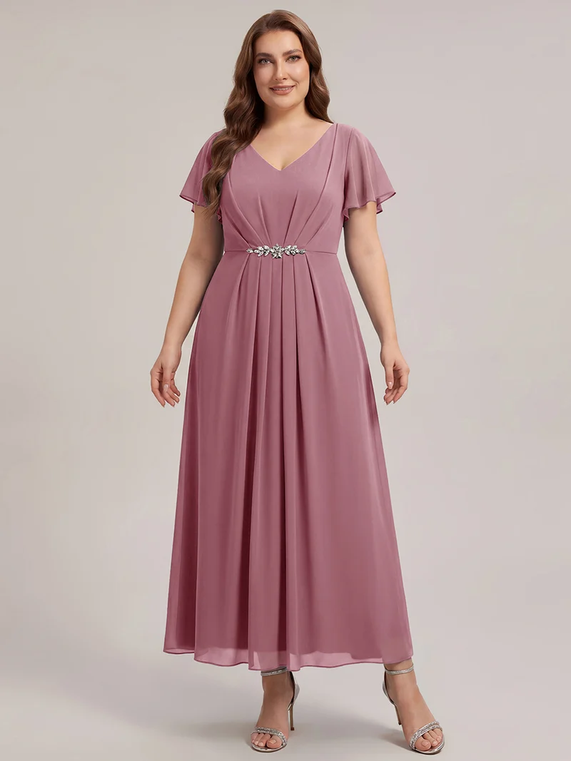 Robe d'invitée à col en V orné de strass et manches à volants