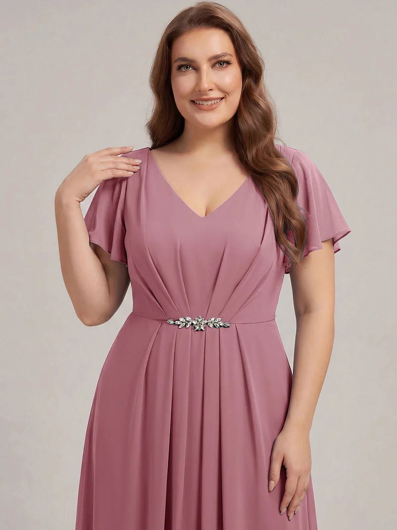 Robe d'invitée à col en V orné de strass et manches à volants