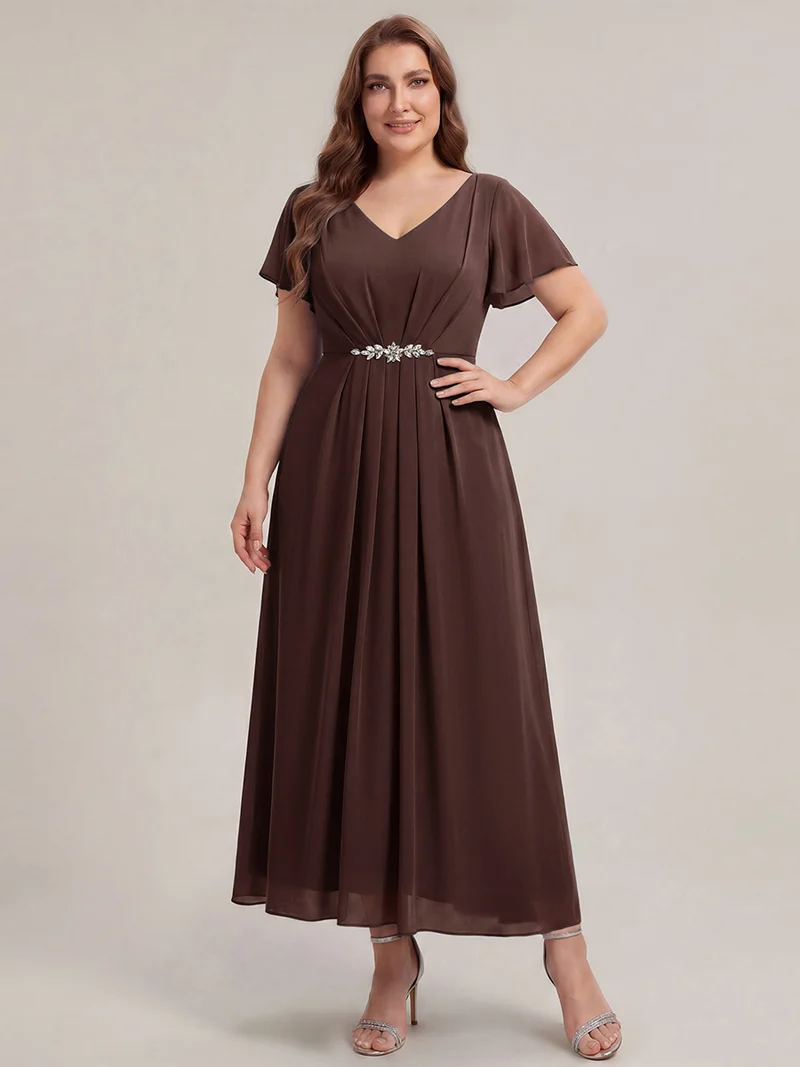 Robe d'invitée à col en V orné de strass et manches à volants