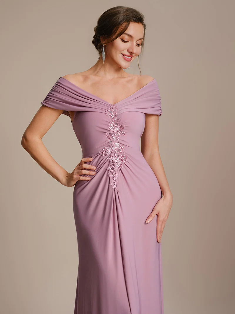 Robe longue moulante à encolure en V dénudée des épaules en tissu extensible