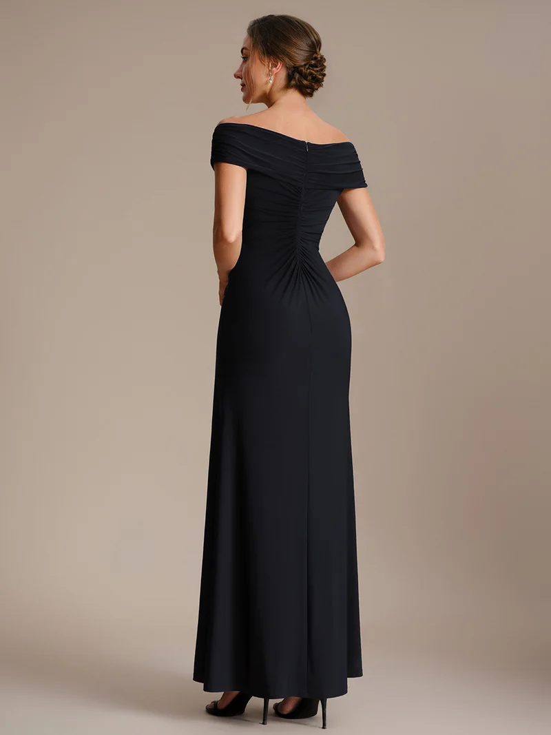 Robe longue moulante à encolure en V dénudée des épaules en tissu extensible