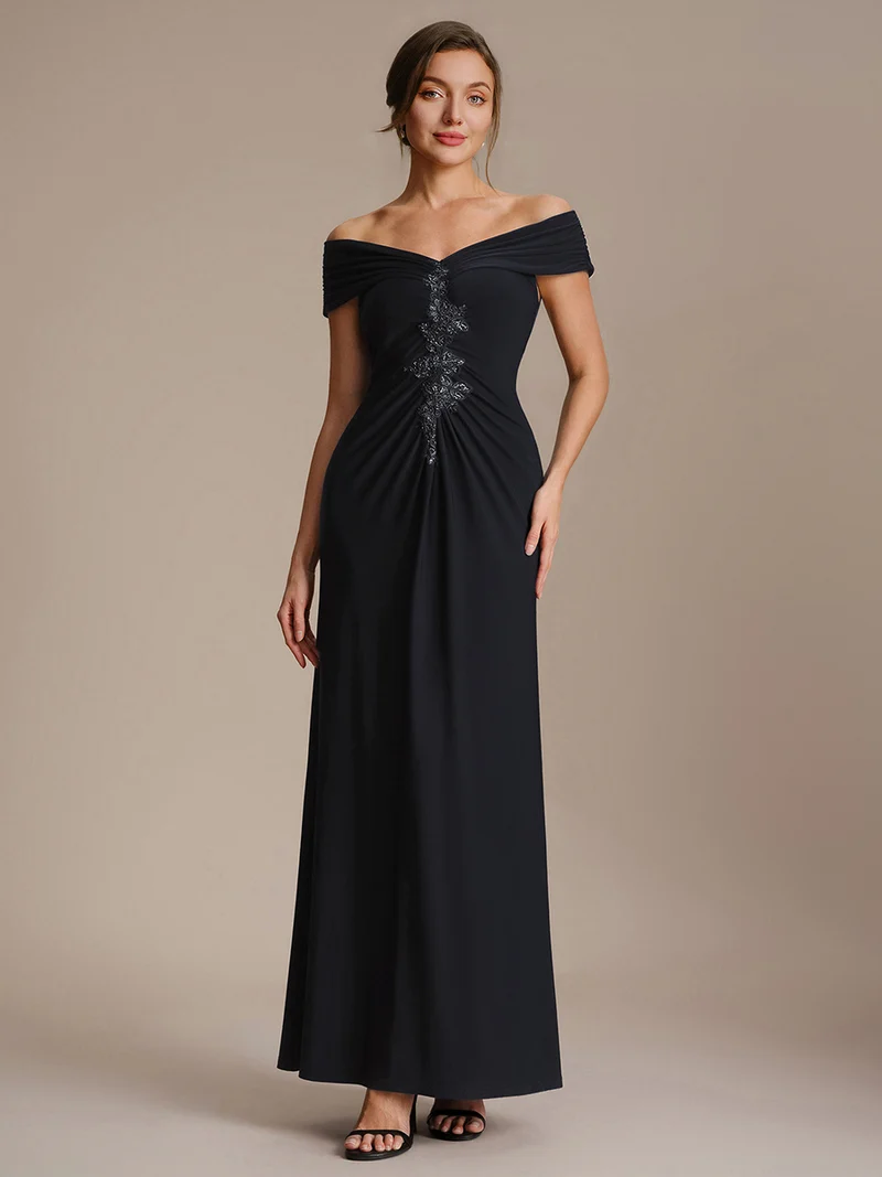 Robe longue moulante à encolure en V dénudée des épaules en tissu extensible