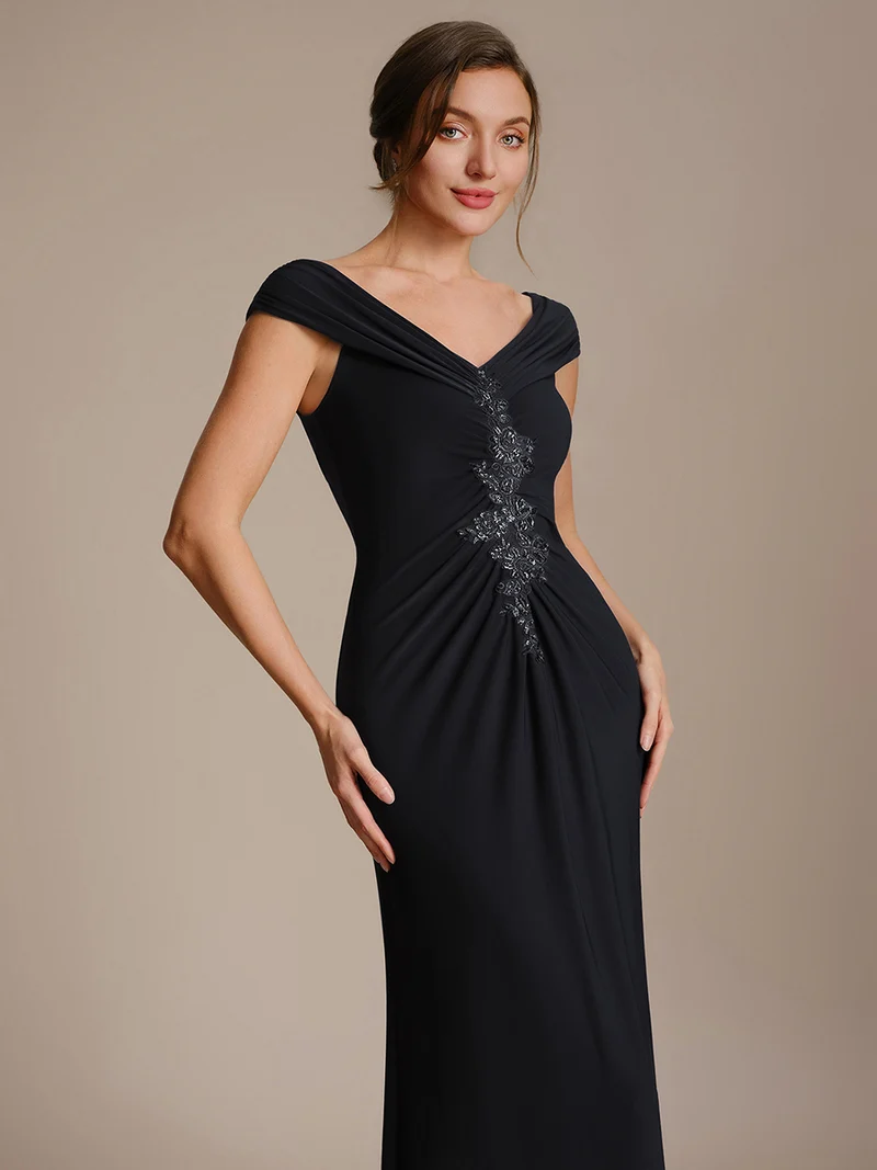 Robe longue moulante à encolure en V dénudée des épaules en tissu extensible