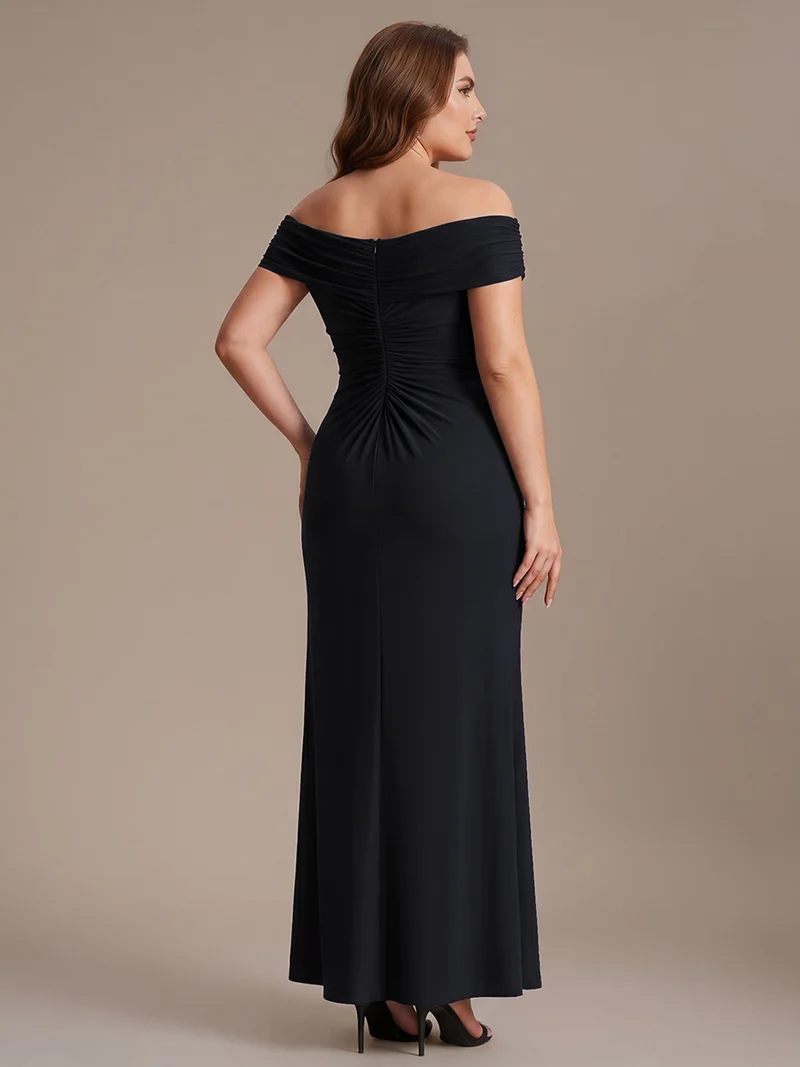 Robe longue moulante à encolure en V dénudée des épaules en tissu extensible