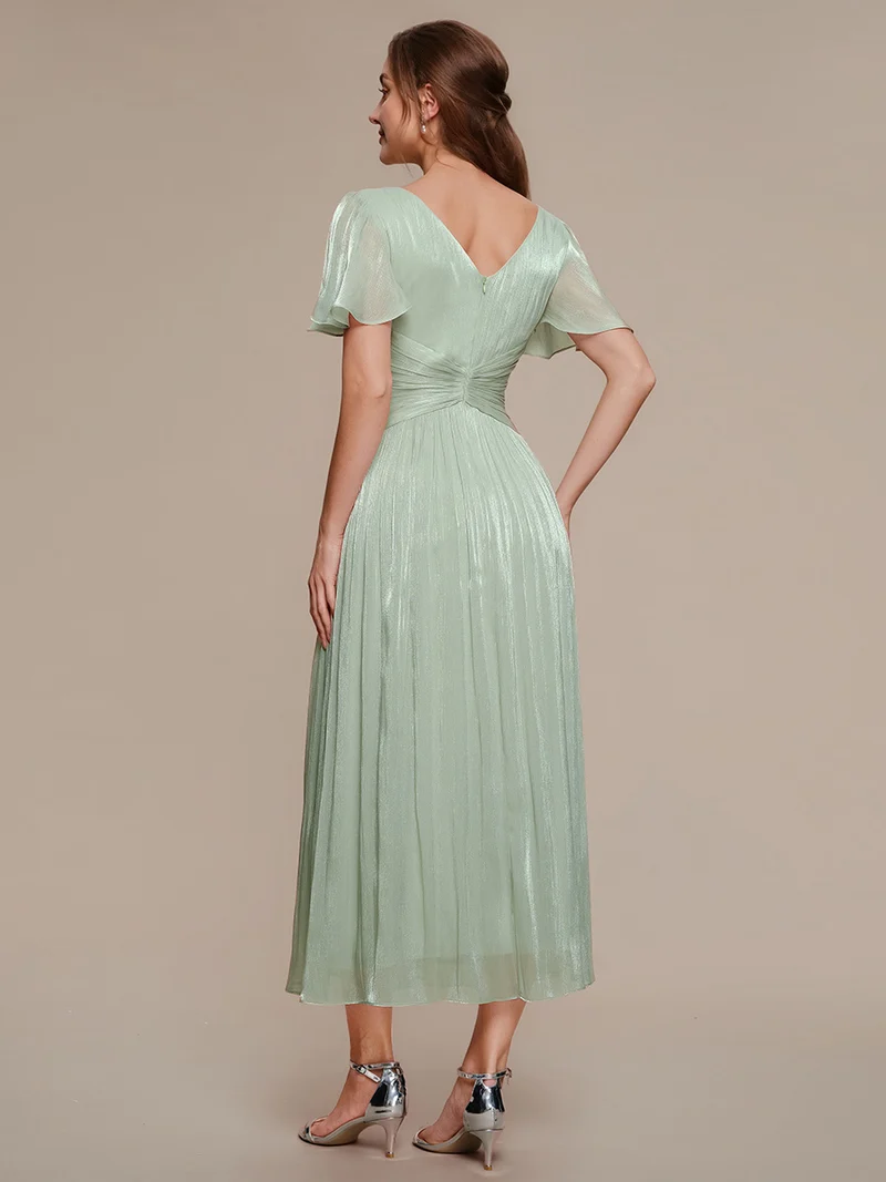 Robe midi à manches courtes avec volants en V et détails froncés