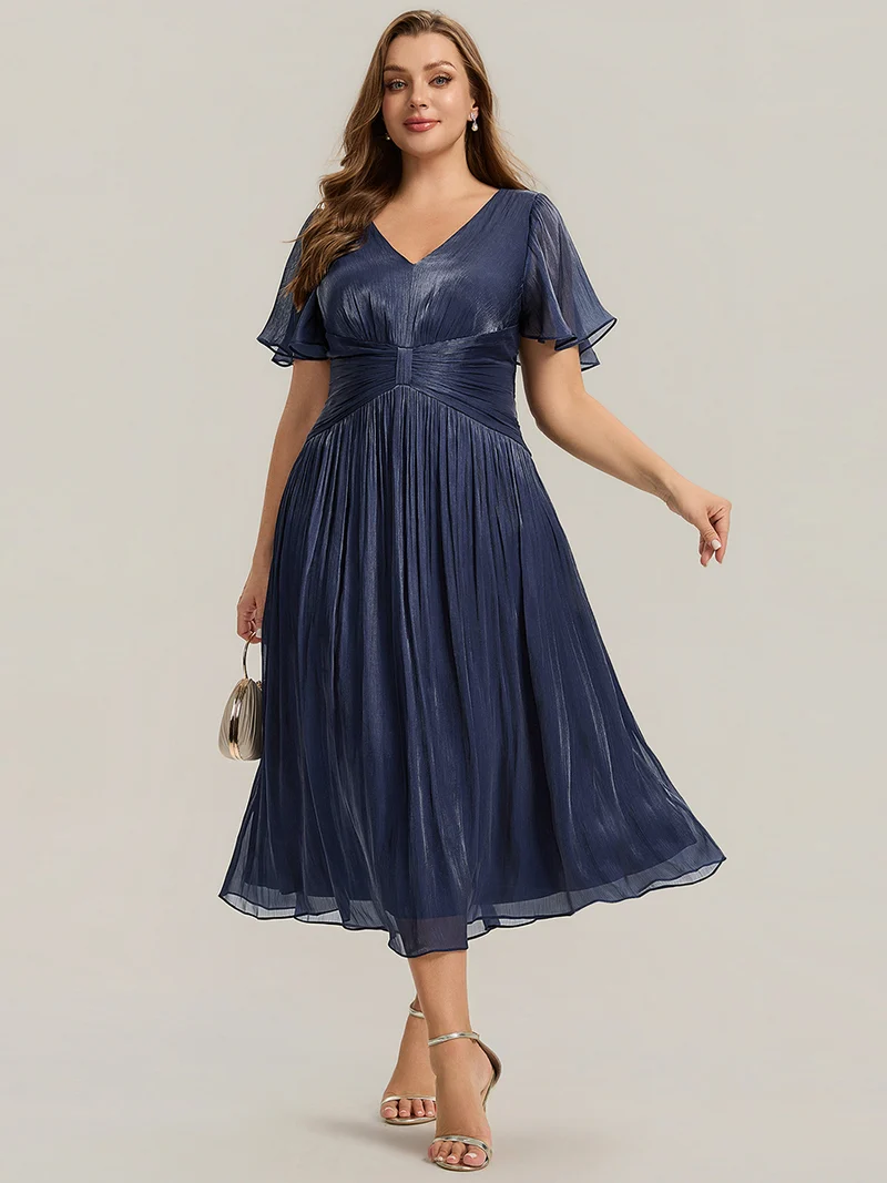 Robe midi à manches courtes avec volants en V et détails froncés