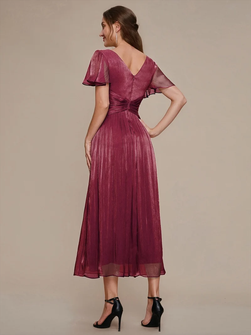 Robe midi à manches courtes avec volants en V et détails froncés