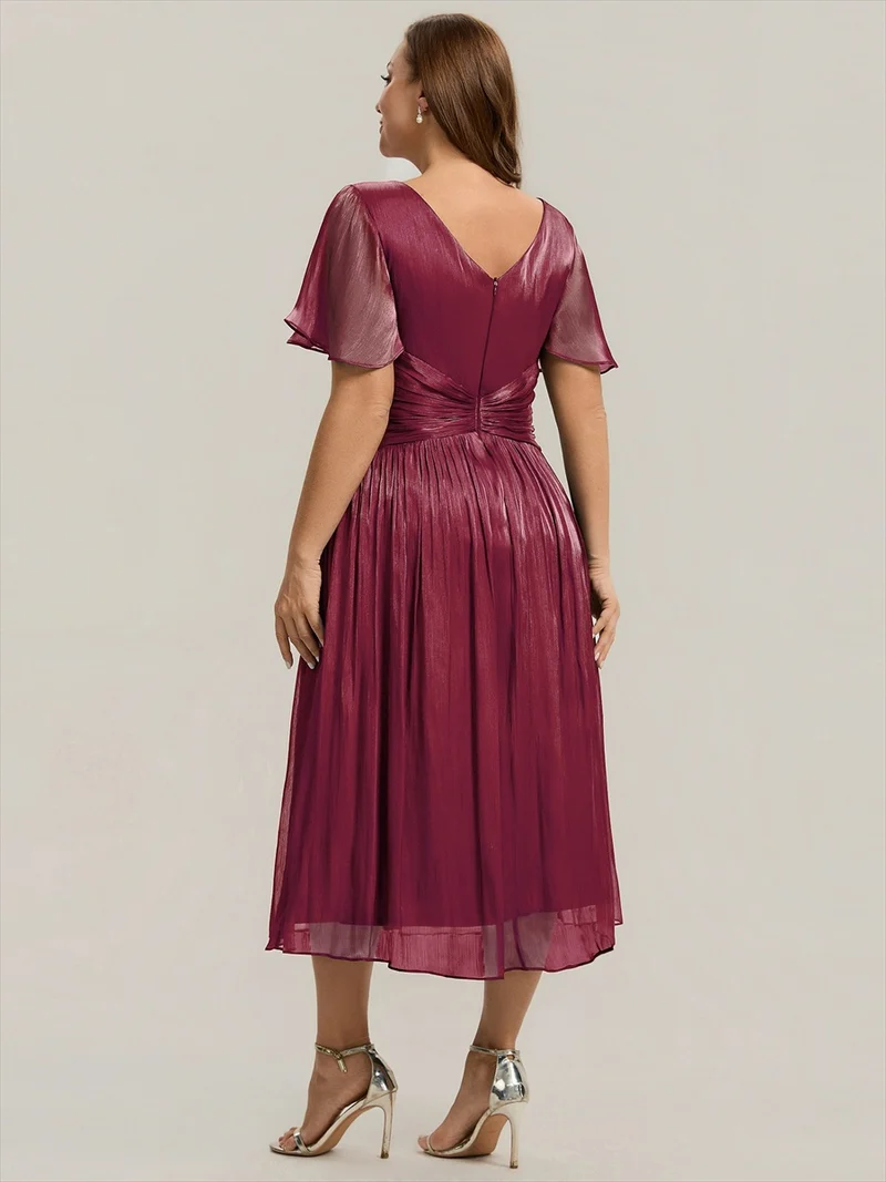 Robe midi à manches courtes avec volants en V et détails froncés