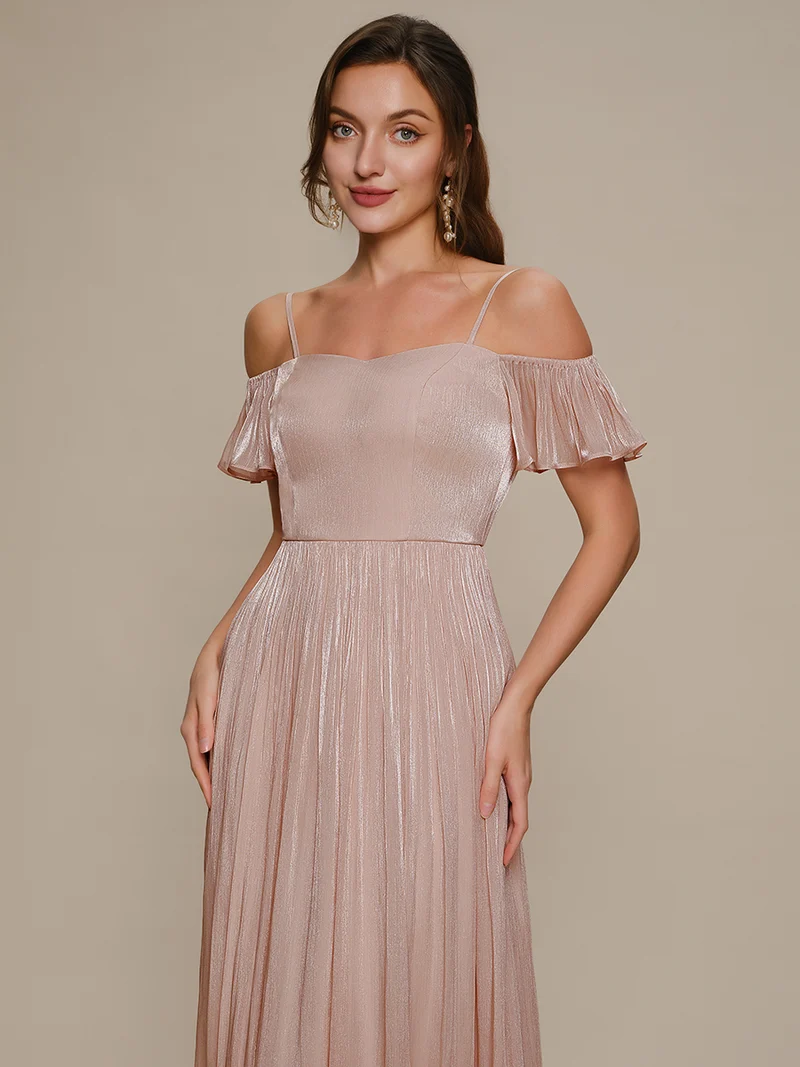 Robe longue évasée à manches courtes décolletée épaules nues