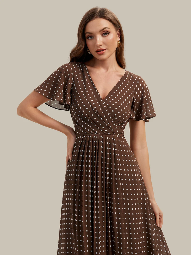Robe à volants à imprimé pois à manches courtes, décolleté en V asymétrique, coupe A-line