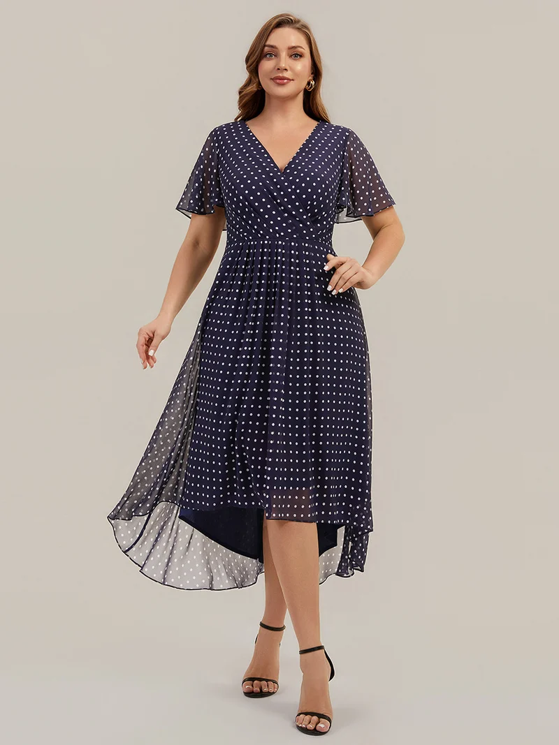Robe à volants à imprimé pois à manches courtes, décolleté en V asymétrique, coupe A-line
