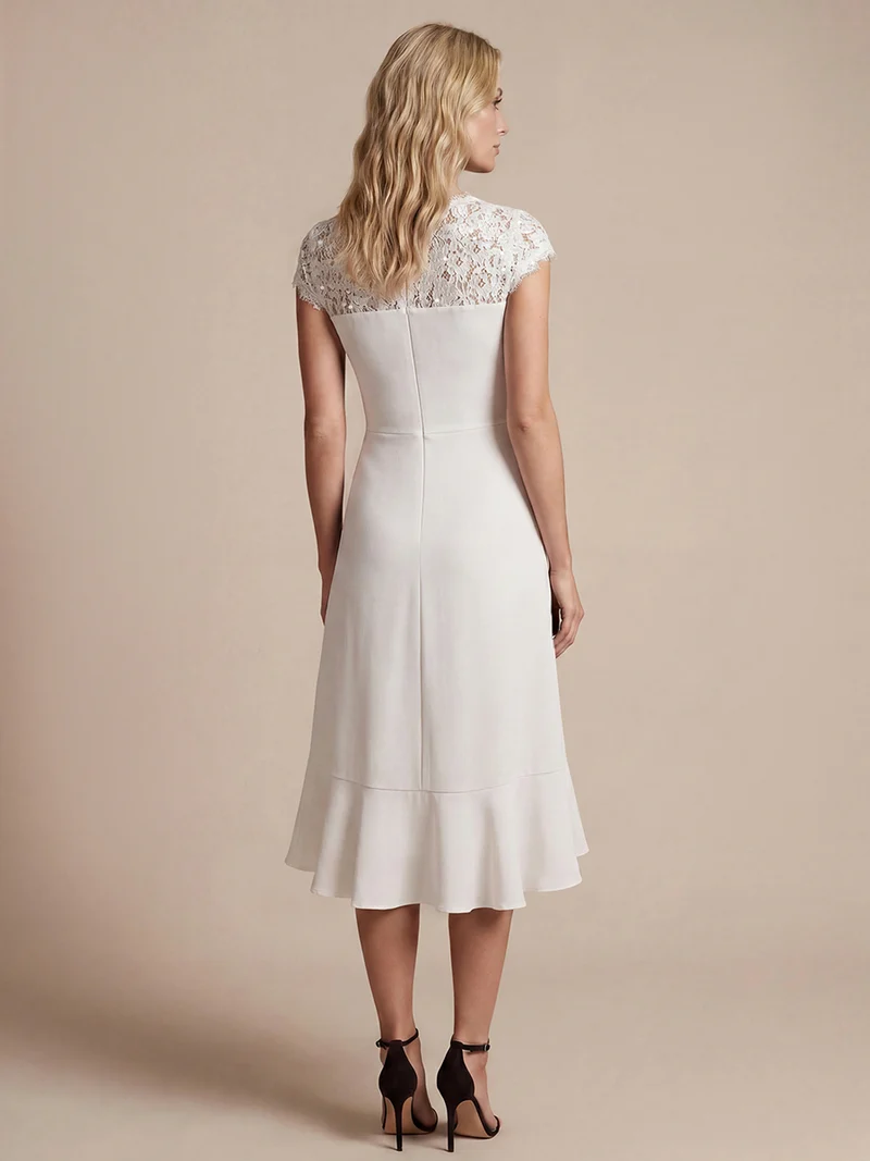 Robe midi sirène à volants en sequins à manches courtes avec décolleté croisé