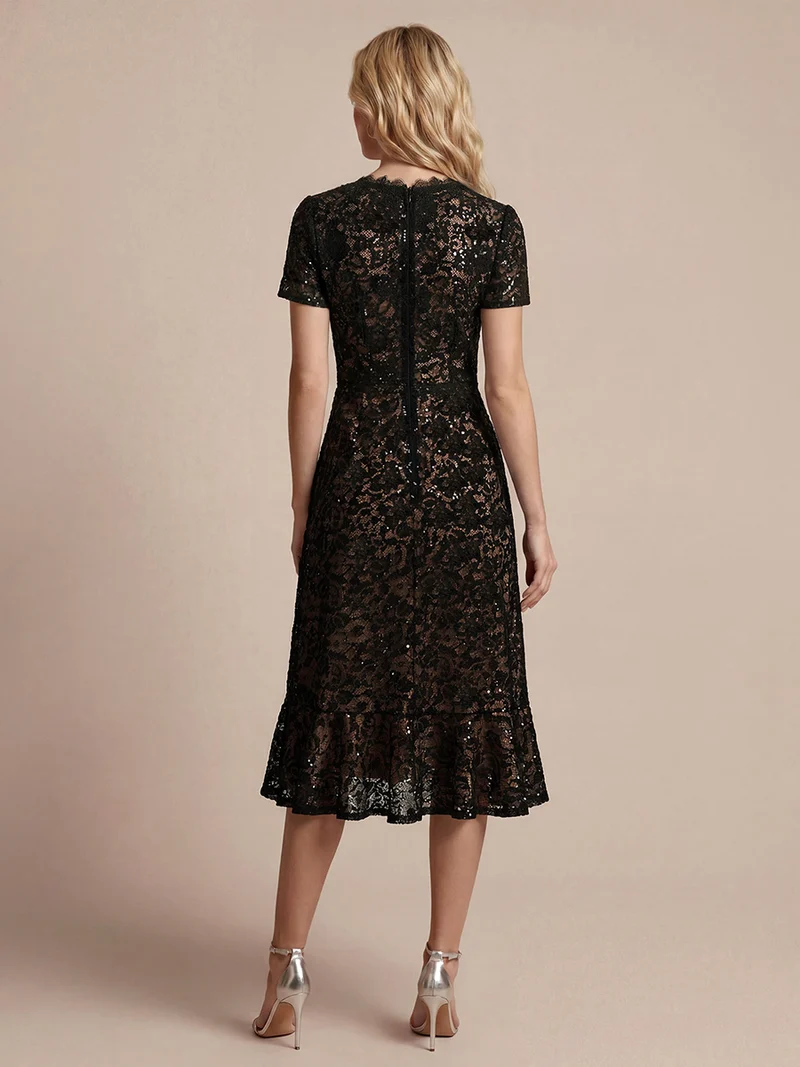 Robe midi sirène à volants en sequins à manches courtes