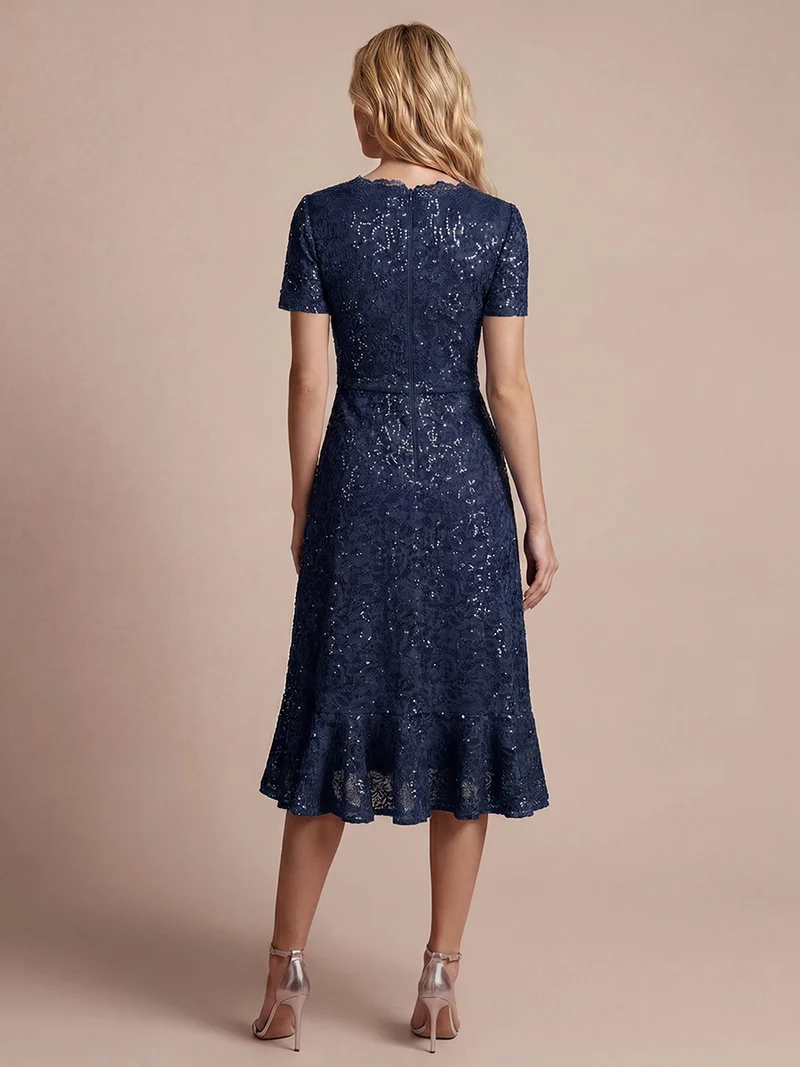 Robe midi sirène à volants en sequins à manches courtes