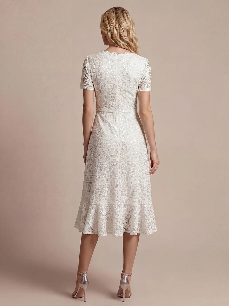 Robe midi sirène à volants en sequins à manches courtes