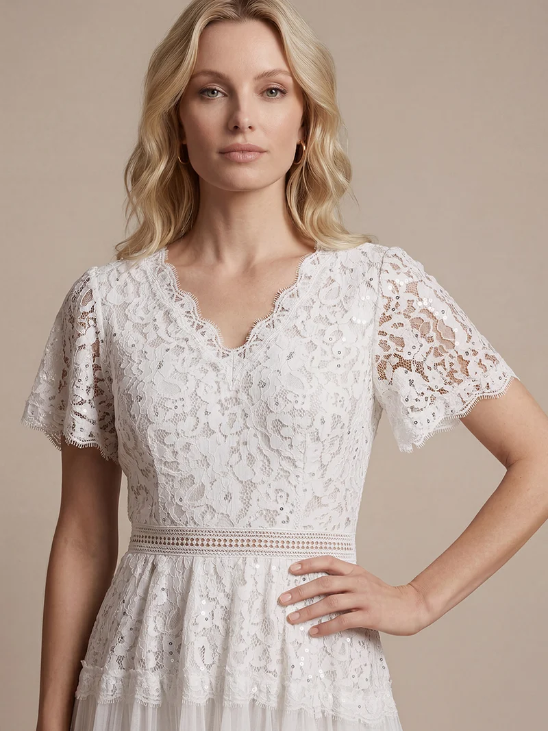 Robe en tulle A-line longueur thé à manches courtes décolleté en V avec sequins