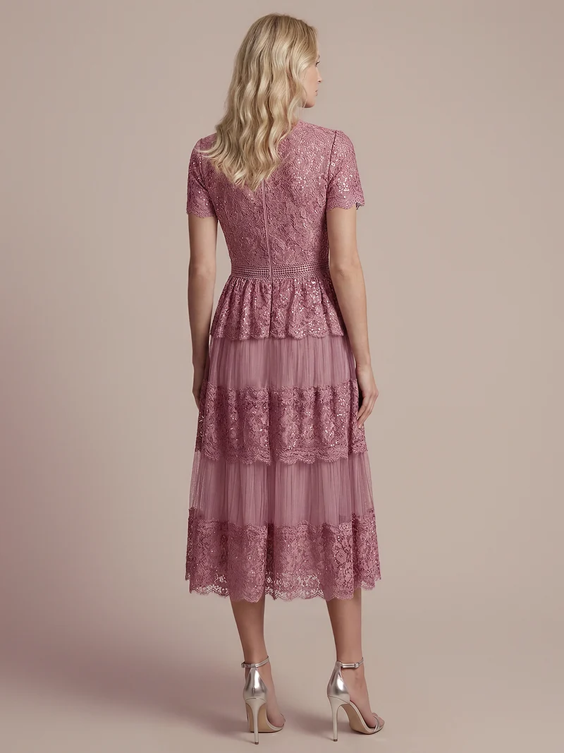 Robe en tulle A-line longueur thé à manches courtes décolleté en V avec sequins