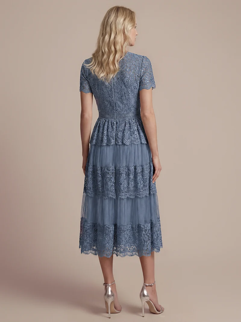 Robe en tulle A-line longueur thé à manches courtes décolleté en V avec sequins