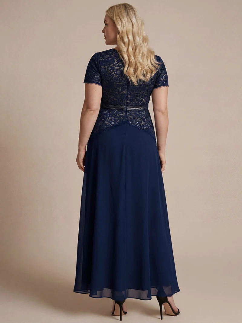 Robe longue à encolure ronde à manches courtes en sequins coupe évasée