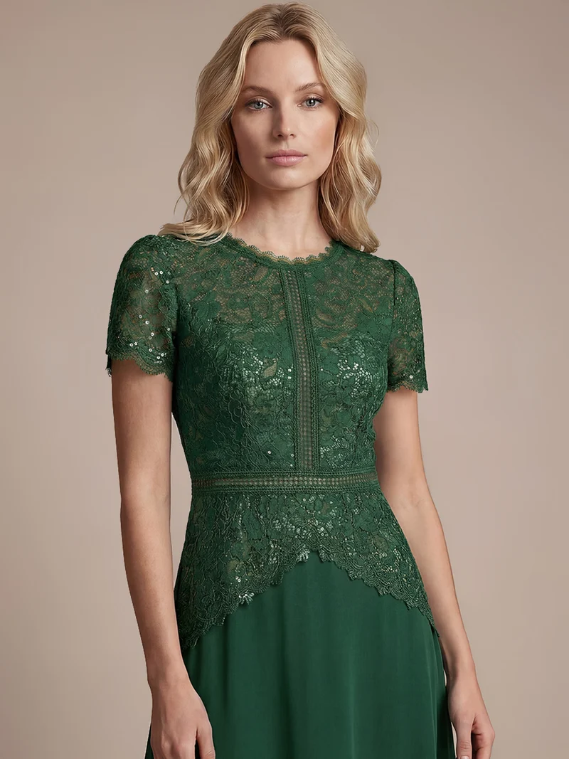 Robe longue à encolure ronde à manches courtes en sequins coupe évasée