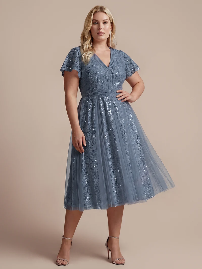 Robe midi évasée en tulle avec manches courtes décolleté en V et volants