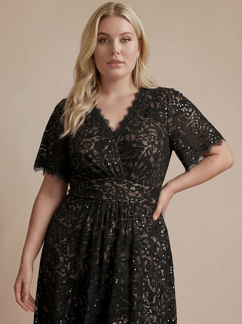 Robe longue à volants en dentelle à manches courtes A ligne