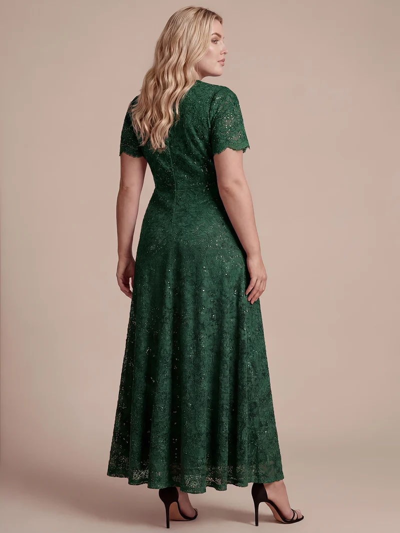 Robe longue à volants en dentelle à manches courtes A ligne